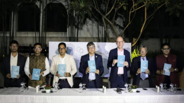 ‘ঢাকা টকস: ডিপ্লোম্যাটস অ্যান্ড মাহফুজ মিশু’ বইয়ের মোড়ক উন্মোচন
