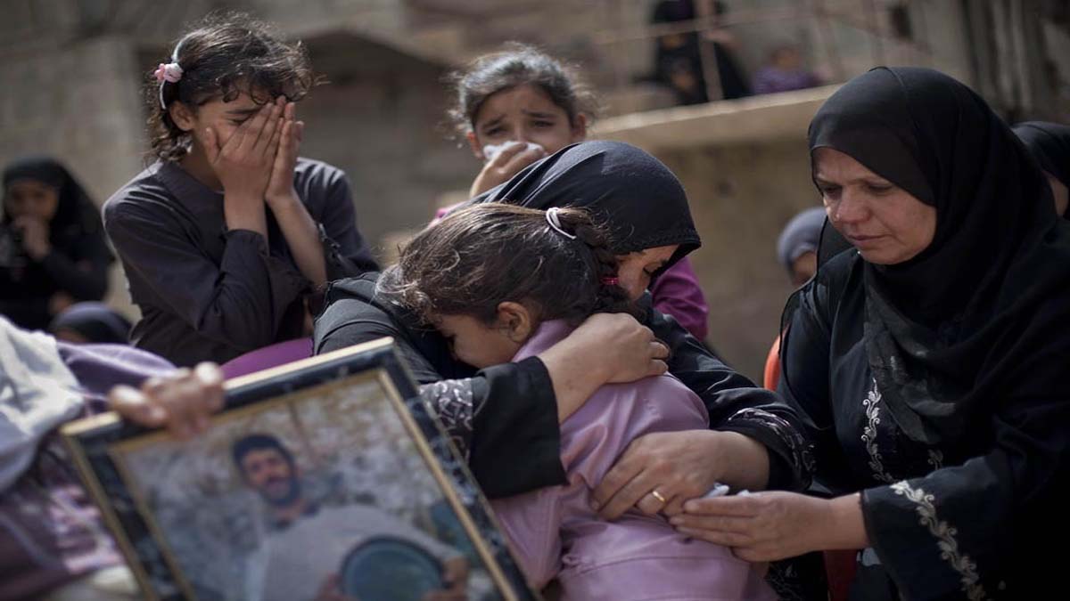 গাজায় নিহতের সংখ্যা ছাড়ালো ২৭ হাজার