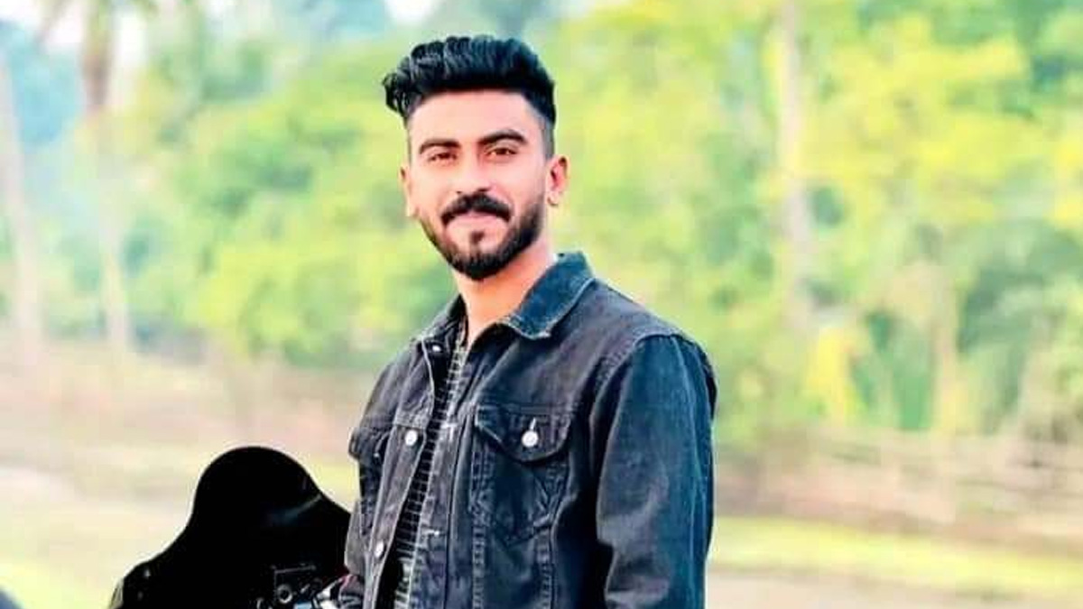 সাতক্ষীরায় ট্রাকচাপায় যুবকের মৃত্যু