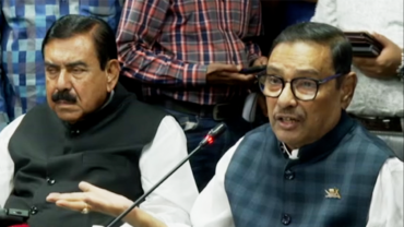 লক্কর-ঝক্কর গাড়ি আমাদের উন্নয়নকে লজ্জা দেয়: কাদের