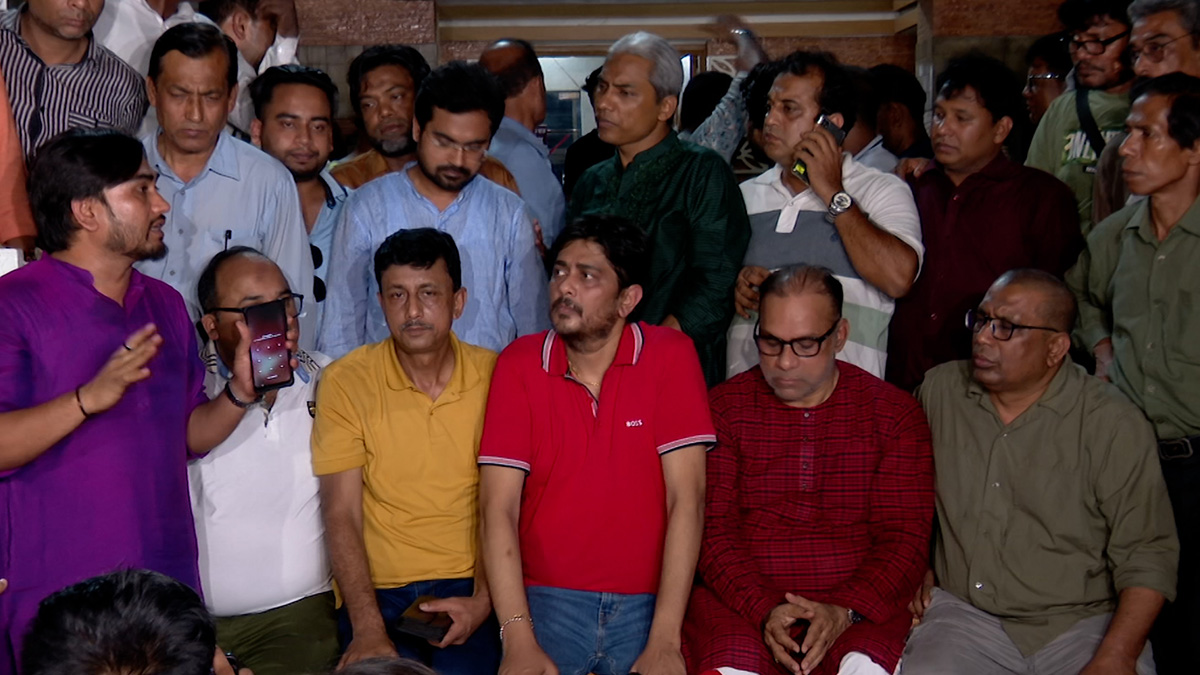 জয়কে বয়কট ও ২৩ এপ্রিলকে সিনেমার কালো দিবস ঘোষণা করে সমঝোতায় সাংবাদিকরা