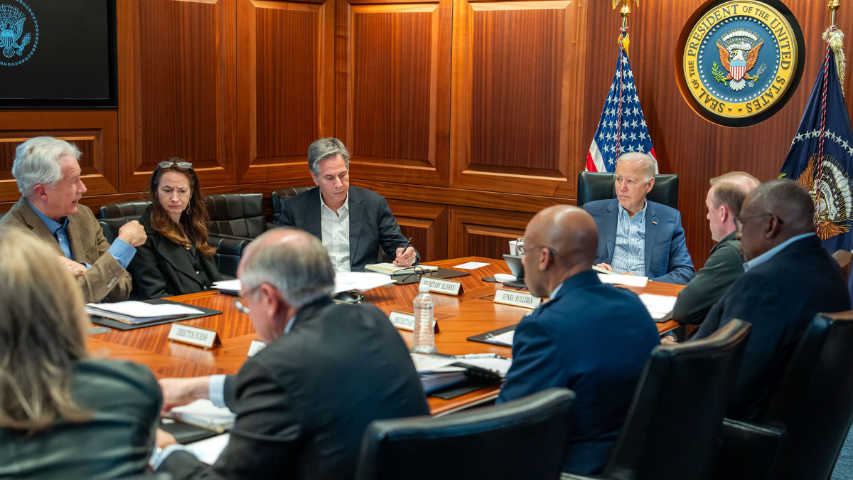 ইসরায়েলে হামলার ঘটনায় জরুরি বৈঠকে মার্কিন প্রেসিডেন্ট বাইডেন