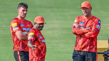 আইপিএলে রান বন্যার পেছনে স্পিনারদের ব্যর্থতাকে দায়ী করছেন মুরালিধরন