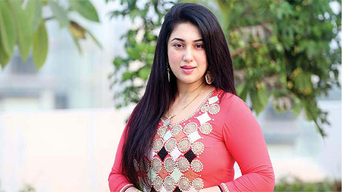 সব প্রার্থীই জামাই আদর করছে: অপু বিশ্বাস