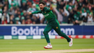 ভুল থেকে শিক্ষা নিয়ে সামনে এগিয়ে যেতে চান আমির
