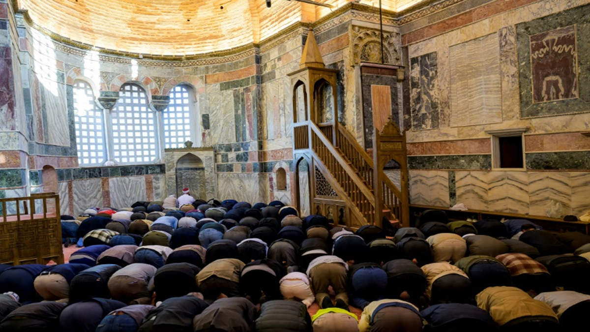 গির্জা থেকে রূপান্তরিত মসজিদ মুসলিমদের জন্য উন্মুক্ত করে দিলেন এরদোয়ান