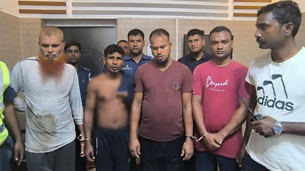 কারাগারের ছাদ ফুটো করে পালালেন যে ৪ ফাঁসির আসামি