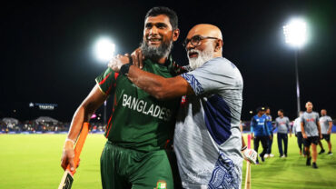 প্রোটিয়াদের বিপক্ষে ম্যাচের আগে মাহমুদউল্লাহকে প্রশংসায় ভাসালেন হাথুরু