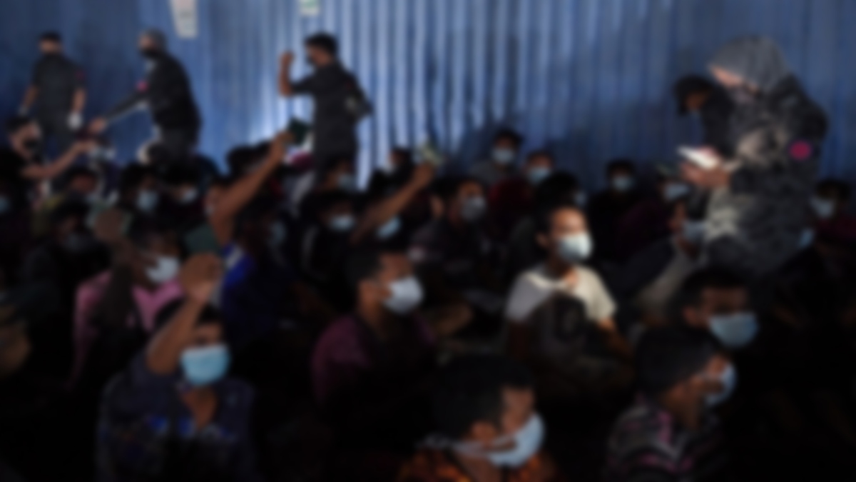 মালয়েশিয়ায় অভিযান: ৮৪ বাংলাদেশিসহ ৩ শতাধিক অভিবাসী আটক