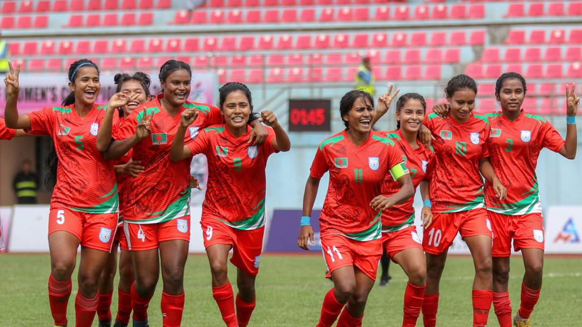 সাগরিকার হ্যাটট্রিকে ভুটানকে ৫-১ গোলে বিধ্বস্ত করল বাংলাদেশ