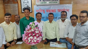 ল’ রিপোর্টার্স ফোরামের নতুন কমিটির দায়িত্ব গ্রহণ