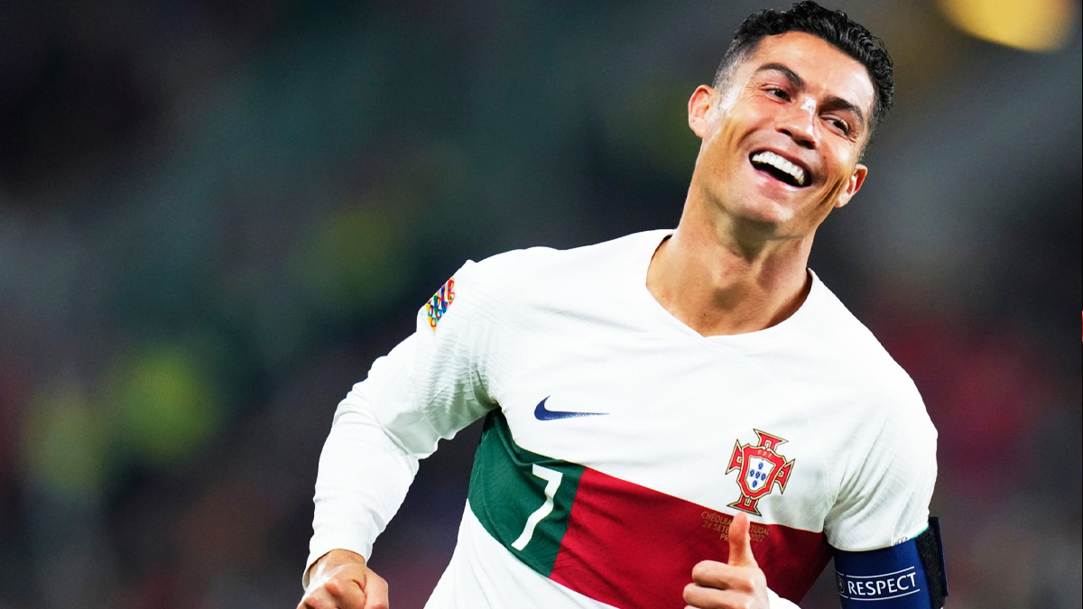 ‘রেকর্ডোনালদো’, এবার ইউটিউবে দ্রুততম ১ মিলিয়নের রেকর্ড সিআর সেভেনের