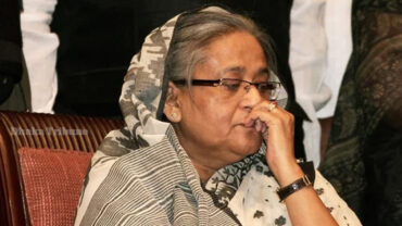 বিচারকাজে বাধা ও হুমকি: শেখ হাসিনার বিরুদ্ধে আদালত অবমাননার অভিযোগ