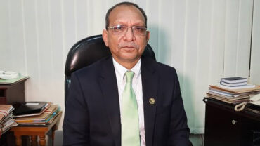 রাবি উপাচার্যসহ ২৯ প্রশাসক ও কর্মকর্তার একযোগে পদত্যাগ