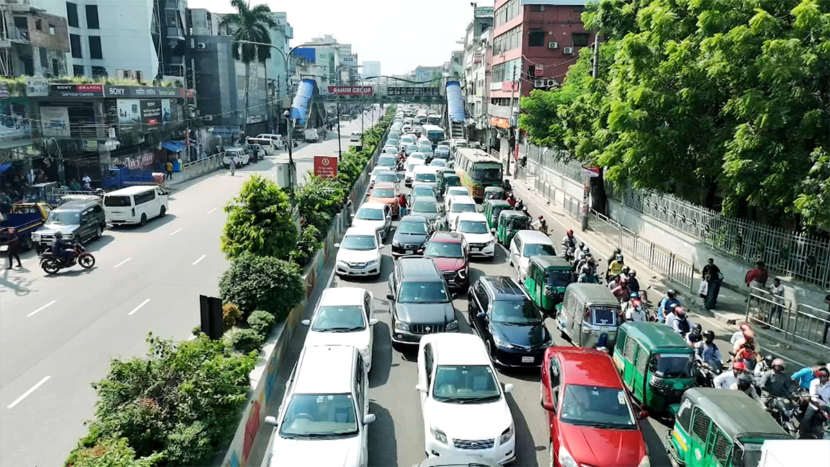 হঠাৎ এতো যানজটের কী কারণ?