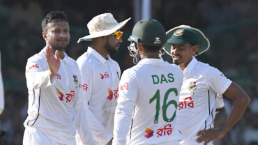 কানপুর টেস্ট: ৫২ রানের লিড নিয়ে ভারতের ইনিংস ঘোষণা