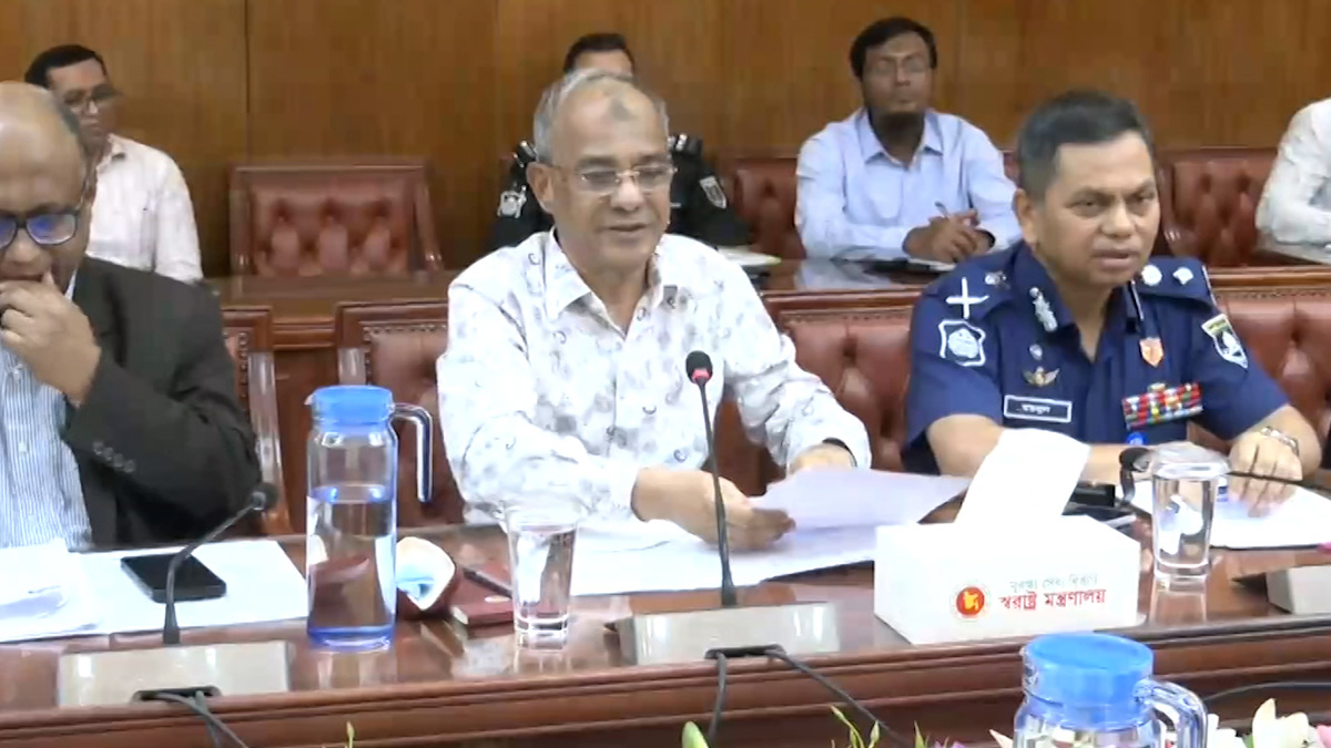 বাংলাদেশের মানবাধিকার বিশ্বের যেকোনো দেশের চেয়ে ভালো: স্বরাষ্ট্র উপদেষ্টা