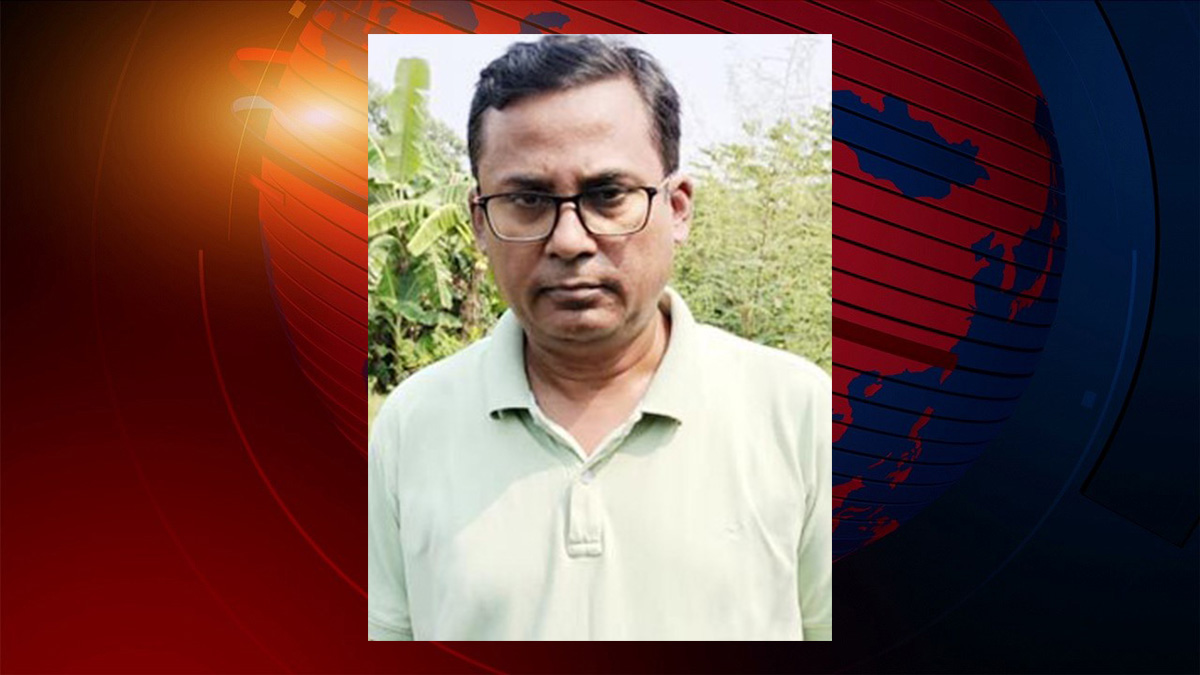 ভারতে পালানোর সময় যুগ্ম সচিব কিবরিয়া আটক