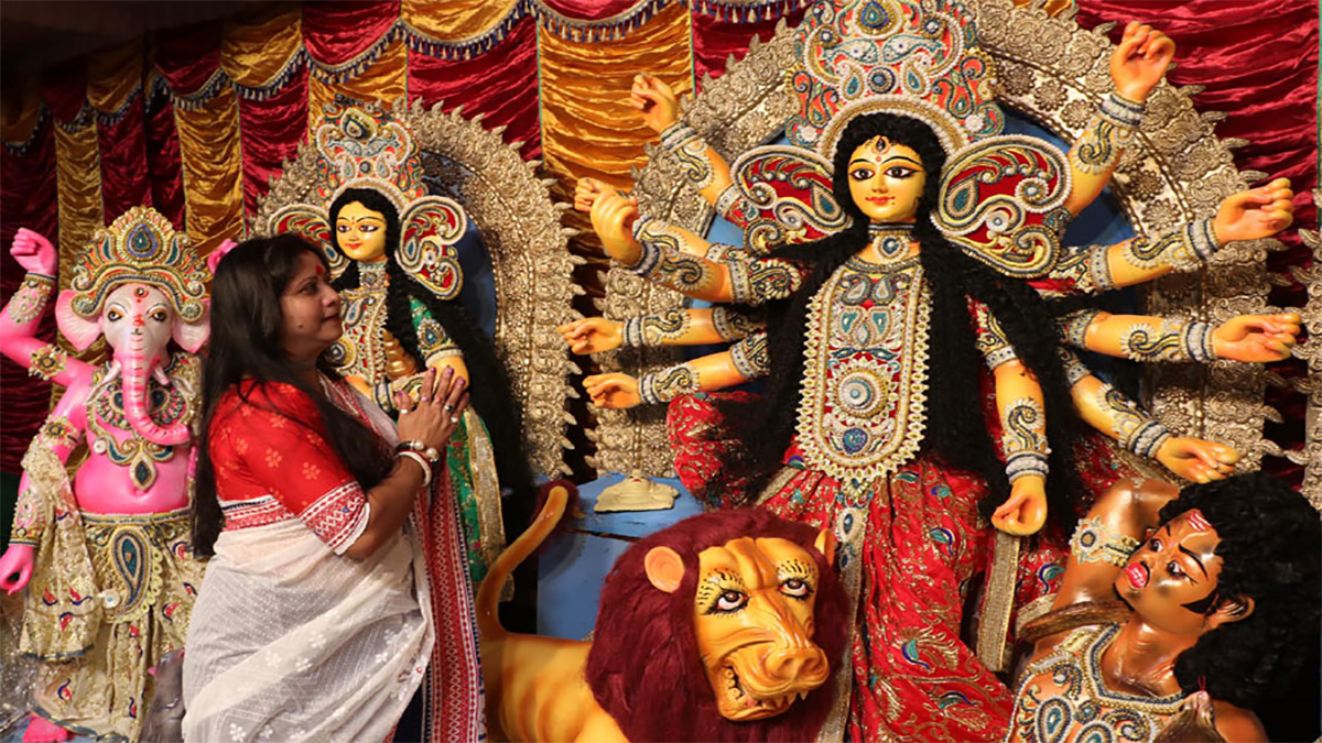 আজ মহাসপ্তমী