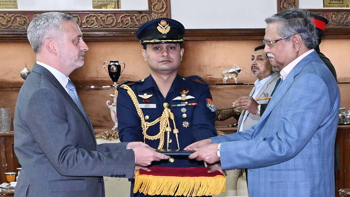 রোহিঙ্গা প্রত্যাবাসনে ইউরোপীয় ইউনিয়নের সহায়তা চান রাষ্ট্রপতি