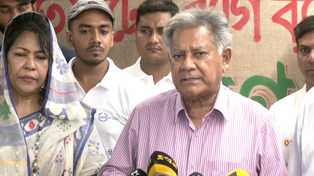 পলিথিন নিষিদ্ধ, এটি ব্যবহার হচ্ছে কিনা নিয়মিত মনিটর করা হবে: বস্ত্র ও পাট উপদেষ্টা