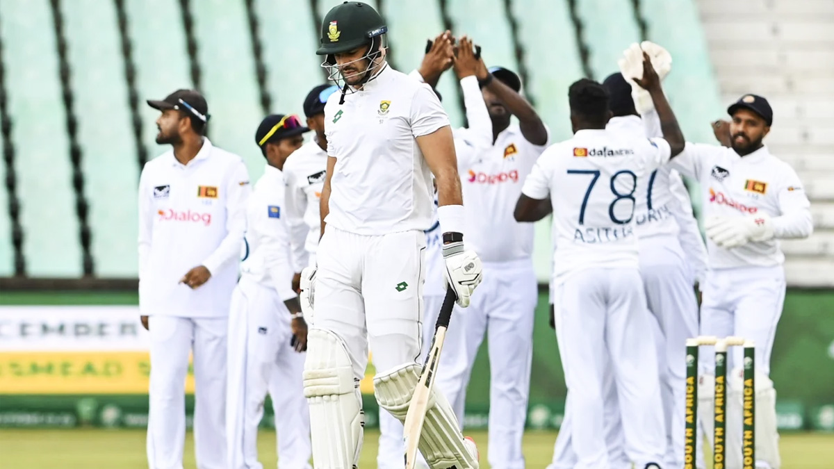 ডারবান টেস্ট: বৃষ্টিবিঘ্নিত প্রথম দিনে ব্যাটিং বিপর্যয়ে প্রোটিয়ারা