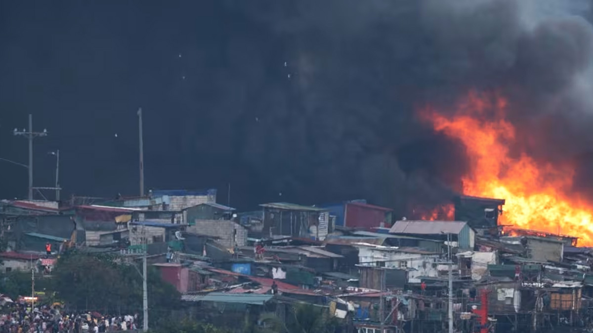 ফিলিপাইনে ভয়াবহ অগ্নিকাণ্ড