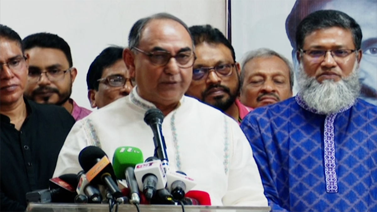 মানুষ আগেও ভোটারবিহীন সরকারকে মানেনি, এখনও মানবে না: মির্জা আব্বাস