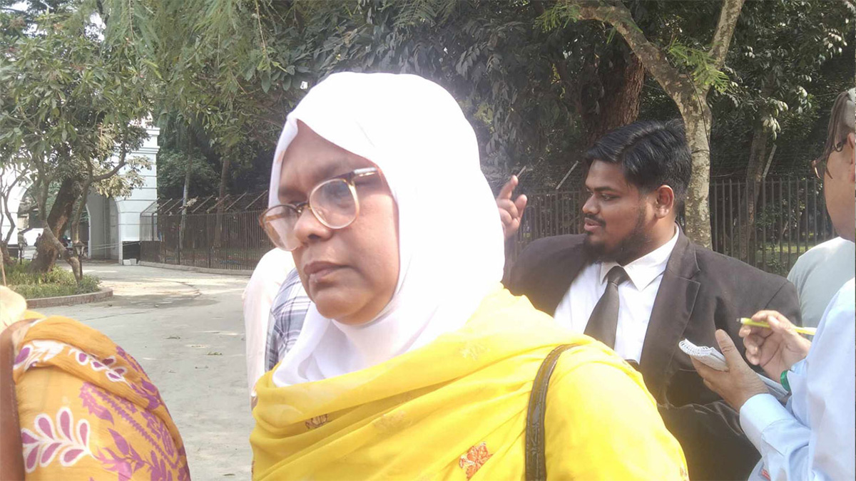 শাপলা চত্বরে নিহত বুয়েট শিক্ষার্থী রেহানের পক্ষে ট্রাইব্যুনালে অভিযোগ মায়ের