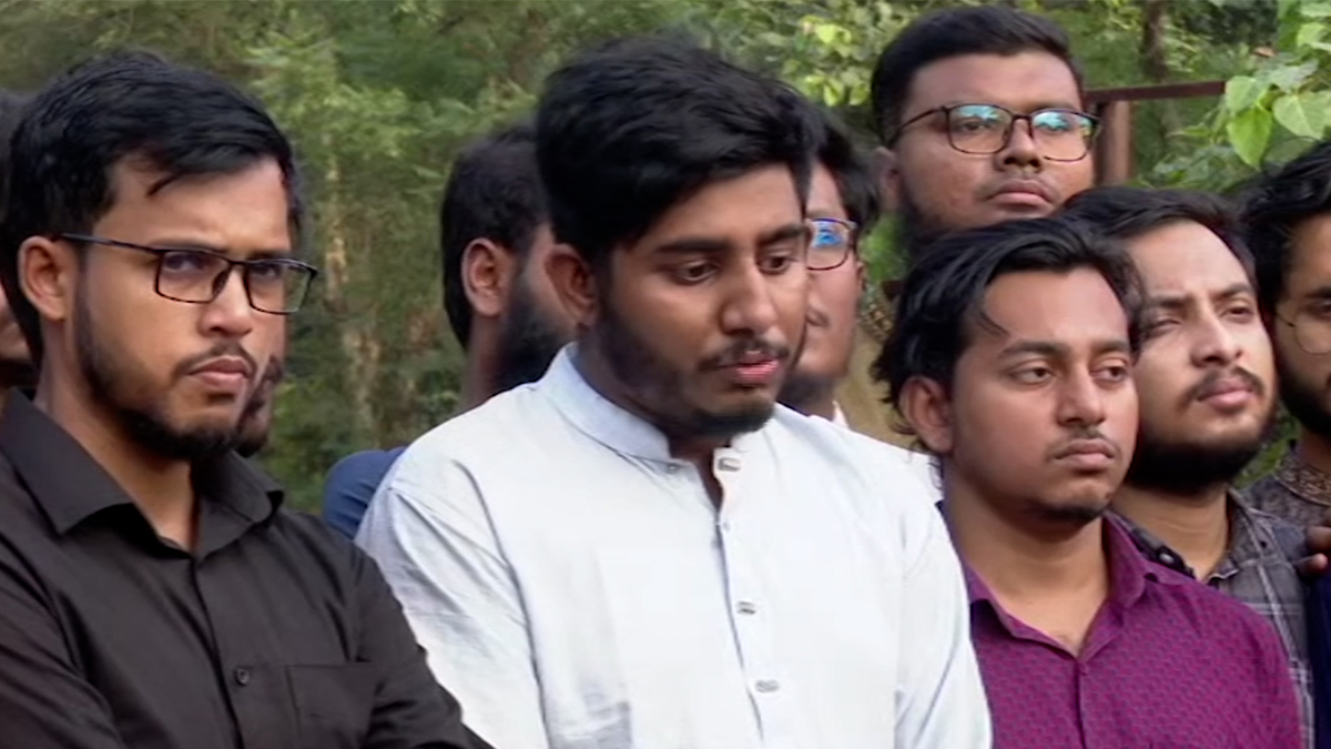 রায়েরবাজারে ১২৭ শহীদের গণকবর শনাক্ত: সমন্বয়ক রিফাত রশীদ