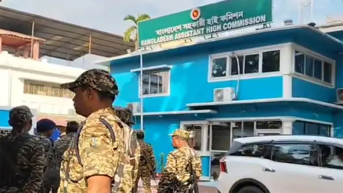 আগরতলায় বাংলাদেশের সহকারী হাইকমিশনে হামলা-ভাঙচুর