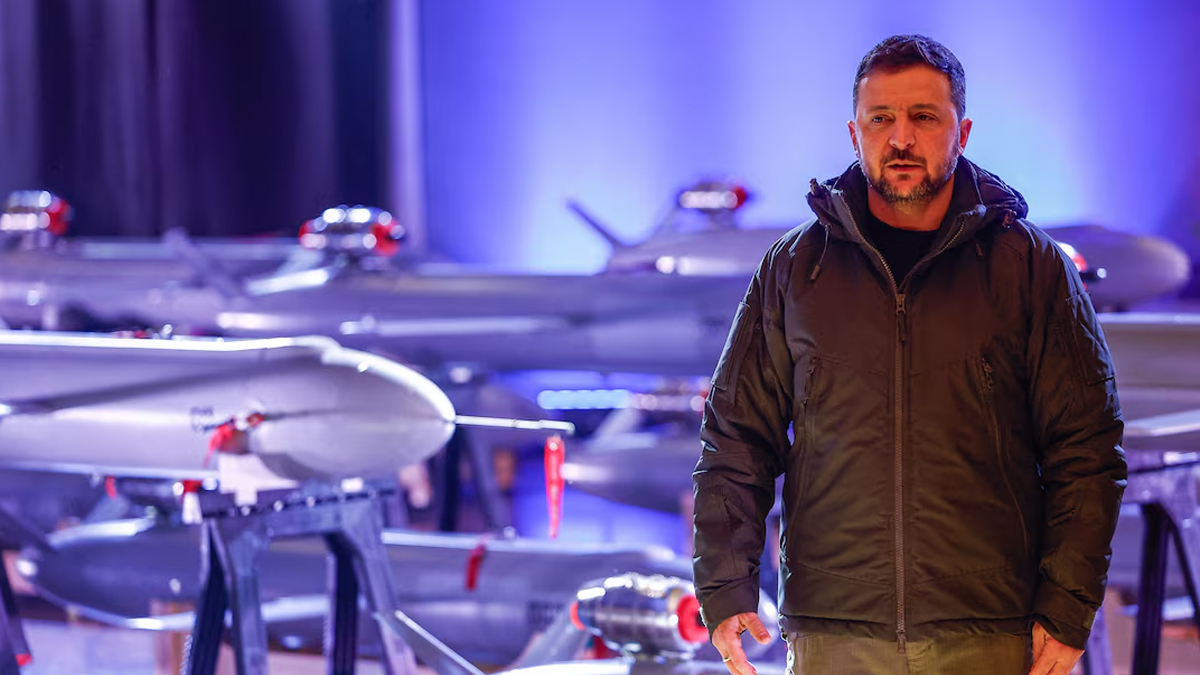 দ্বিতীয় দফায় ‘এফ-১৬’ যুদ্ধবিমান পেলো ইউক্রেন