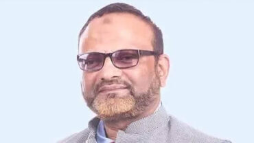 ৫২, ৭১ ও ২৪-কে মুখোমুখি দাঁড় করানোর সুযোগ নেই: ঢাবি উপাচার্য