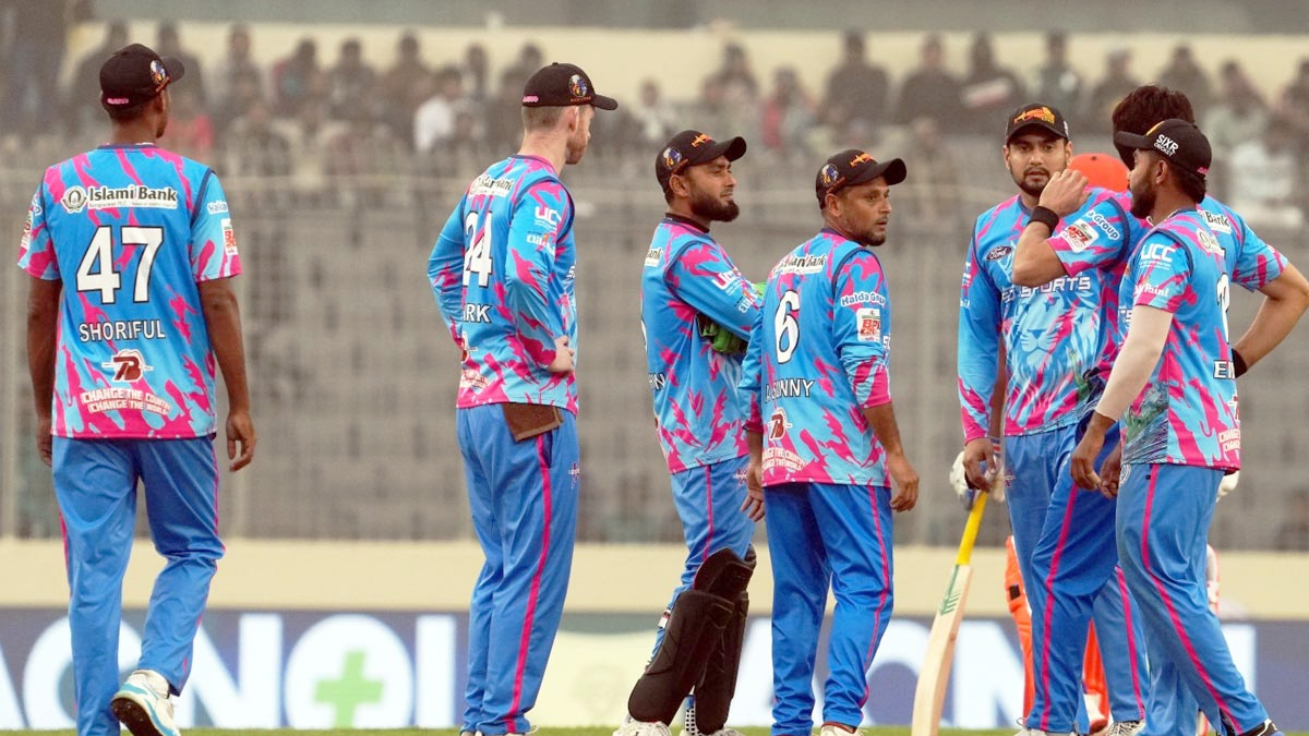 রাজশাহীকে ১০৫ রানের বিশাল ব্যবধানে হারিয়েছে চিটাগং কিংস