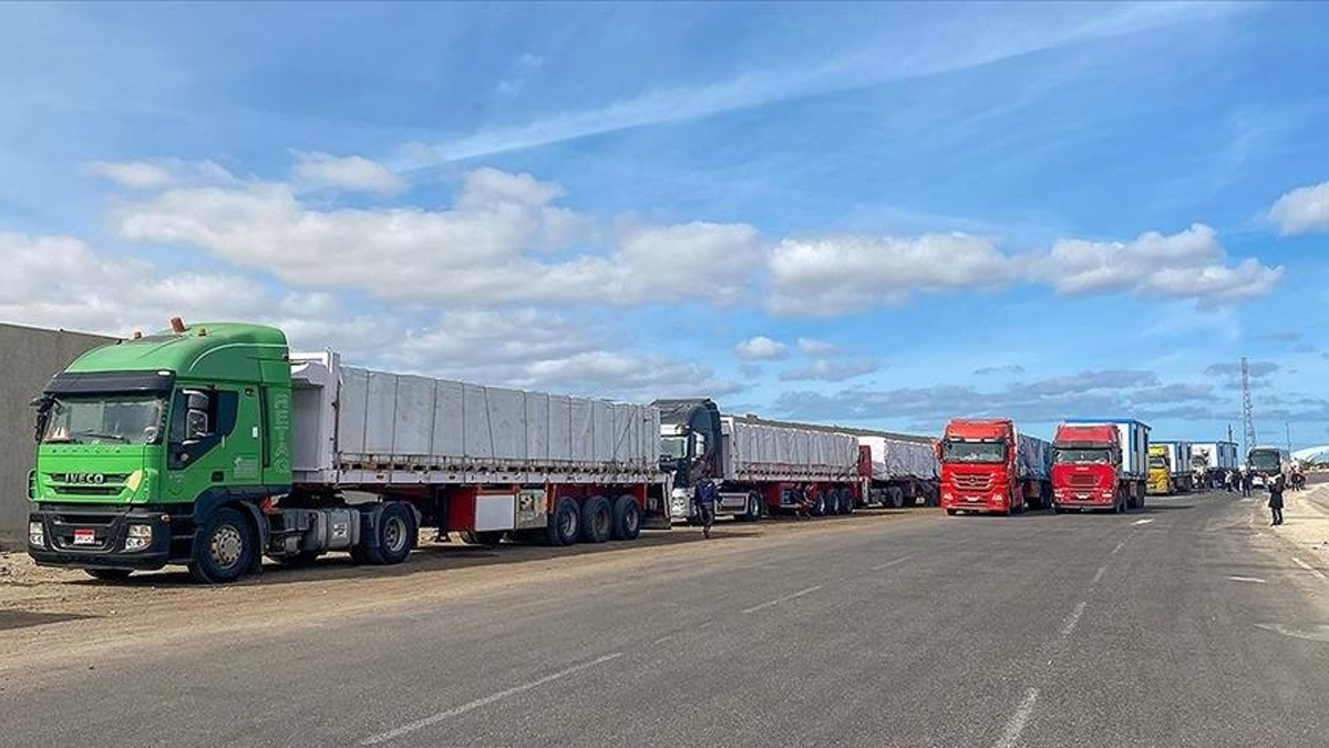 গাজায় পৌঁছালো ৫৫০ ত্রাণবাহী ট্রাক