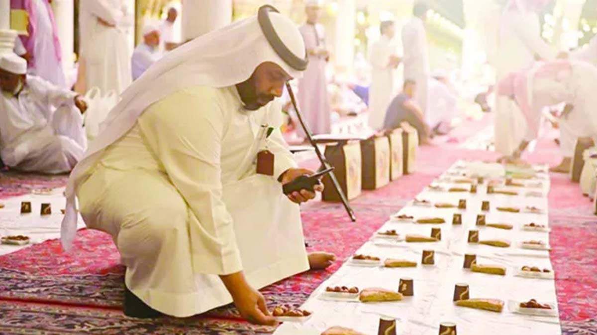 রমজানে মসজিদে নববীতে ইফতারে নতুন নিয়ম