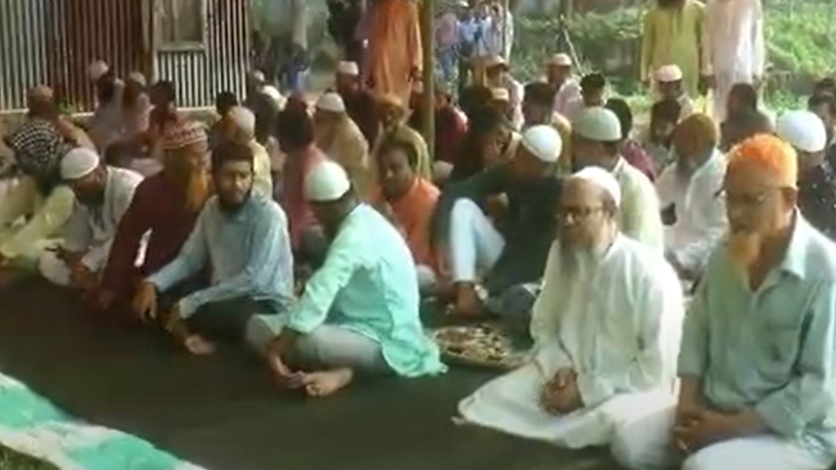 সৌদির সঙ্গে মিলিয়ে টাঙ্গাইলে ৪০ পরিবারের ঈদ উদযাপন