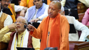 কুম্ভ মেলায় ৪৫ দিনে নৌকার মাঝির আয় ৩০ কোটি রুপি, মন্তব্য উত্তর প্রদেশের মুখ্যমন্ত্রীর
