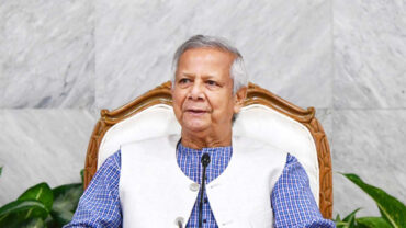 দেশে ফিরলেন প্রধান উপদেষ্টা