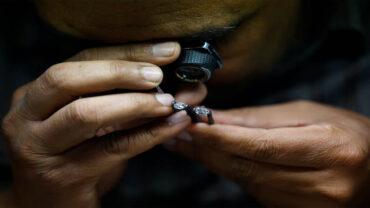 দুঃশ্চিন্তায় ভারতের হীরা ব্যবসায়ীরা
