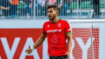 কানাডা সকার অ্যাসোসিয়েশনের ছাড়পত্র পেলেন শমিত সোম