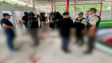 ইকুয়েডরে দুর্বৃত্তদের হামলায় নিহত ১২, আহত অনেকে