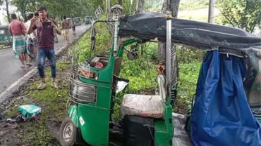 আনোয়ারায় সিএনজি অটোরিকশা ও মাইক্রোবাসের মুখোমুখি সংঘর্ষ, নিহত ২