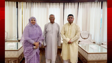 প্রধান উপদেষ্টার সাথে সেনাবাহিনী ও নৌবাহিনী প্রধানের সাক্ষাৎ