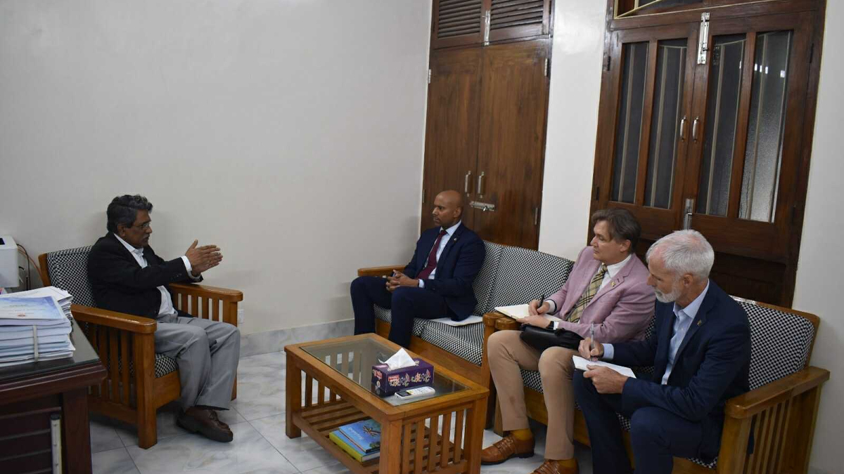 ঐকমত্য কমিশন নিয়ে আলী রিয়াজের সঙ্গে কানাডার হাইকমিশনারের বৈঠক