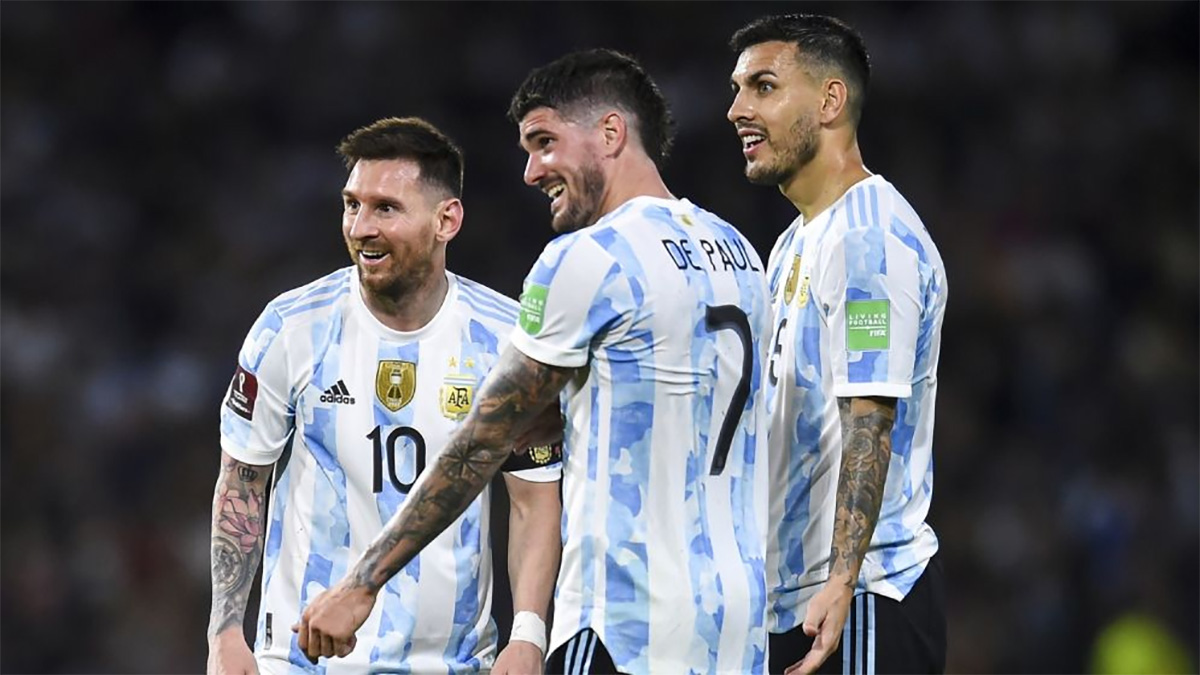 এবার মেসির ‘বডিগার্ড’কে চায় মায়ামি