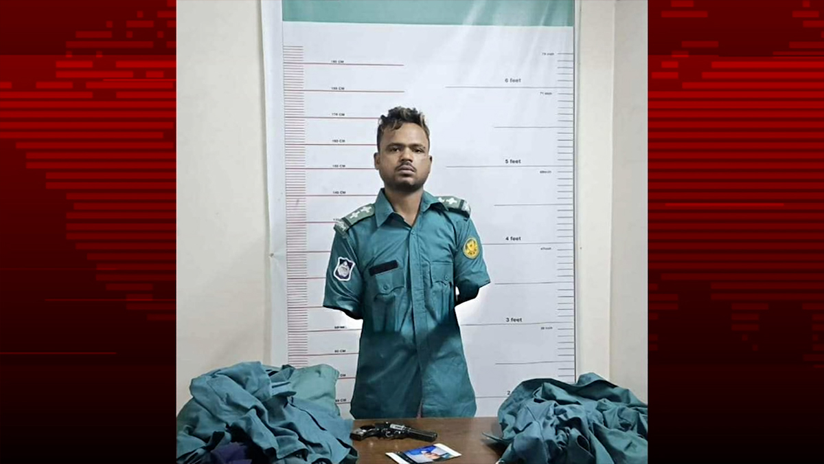 ভুয়া পুলিশ সেজে প্রতারণা, কলাবাগান থেকে গ্রেফতার ১