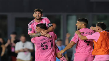 ফিরেই মায়ামিকে নাটকীয় জয় এনে দিলেন মেসি