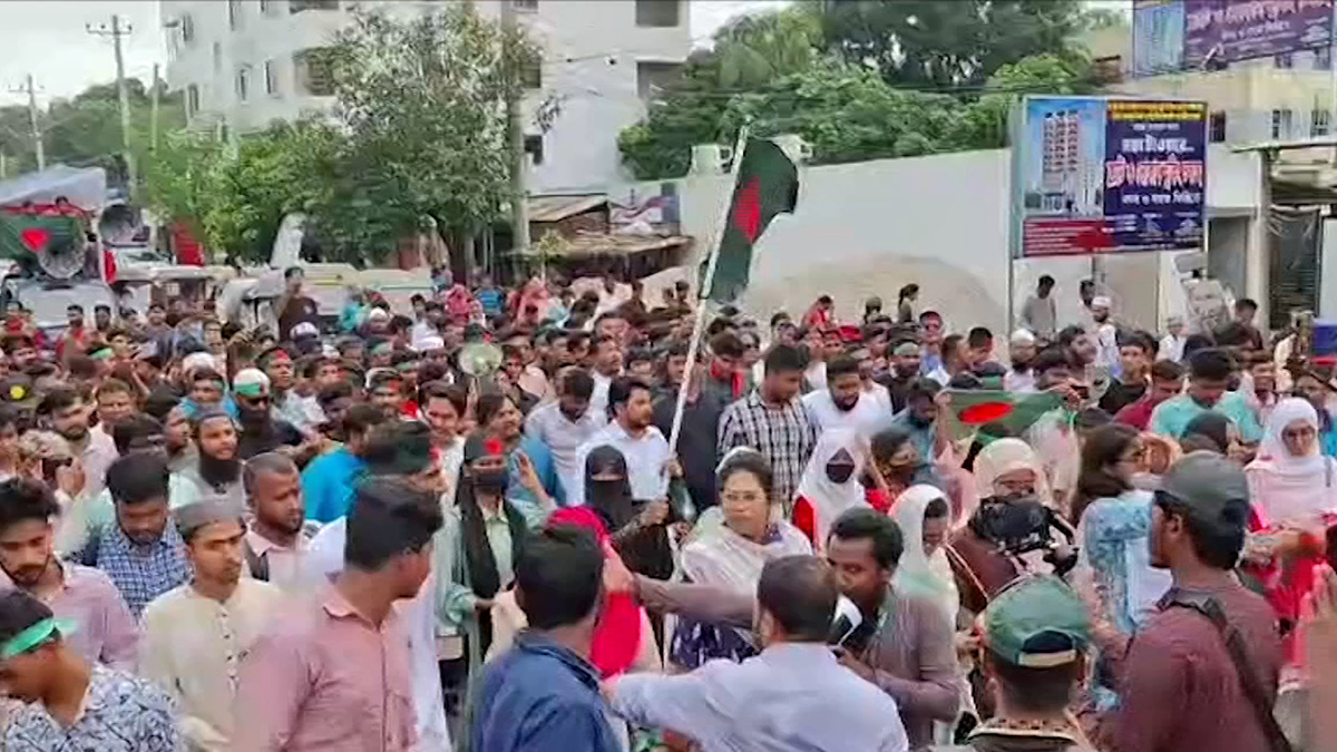 বিদেশি আধিপত্যের বিপরীতে বাংলাদেশপন্থি রাজনীতি দাঁড় করাতে চায় এনসিপি