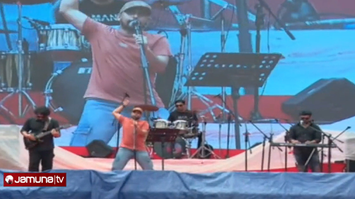 মানিক মিয়া অ্যাভিনিউতে ‘৩৬ জুলাই উদযাপন’ অনুষ্ঠান শুরু